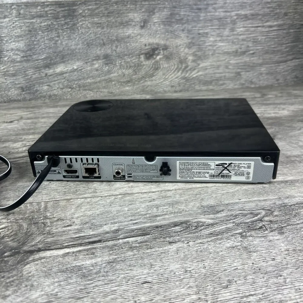 Samsung BD-F5700 Blu Ray DVD Player Media Wifi Streaming HDMI No Remote